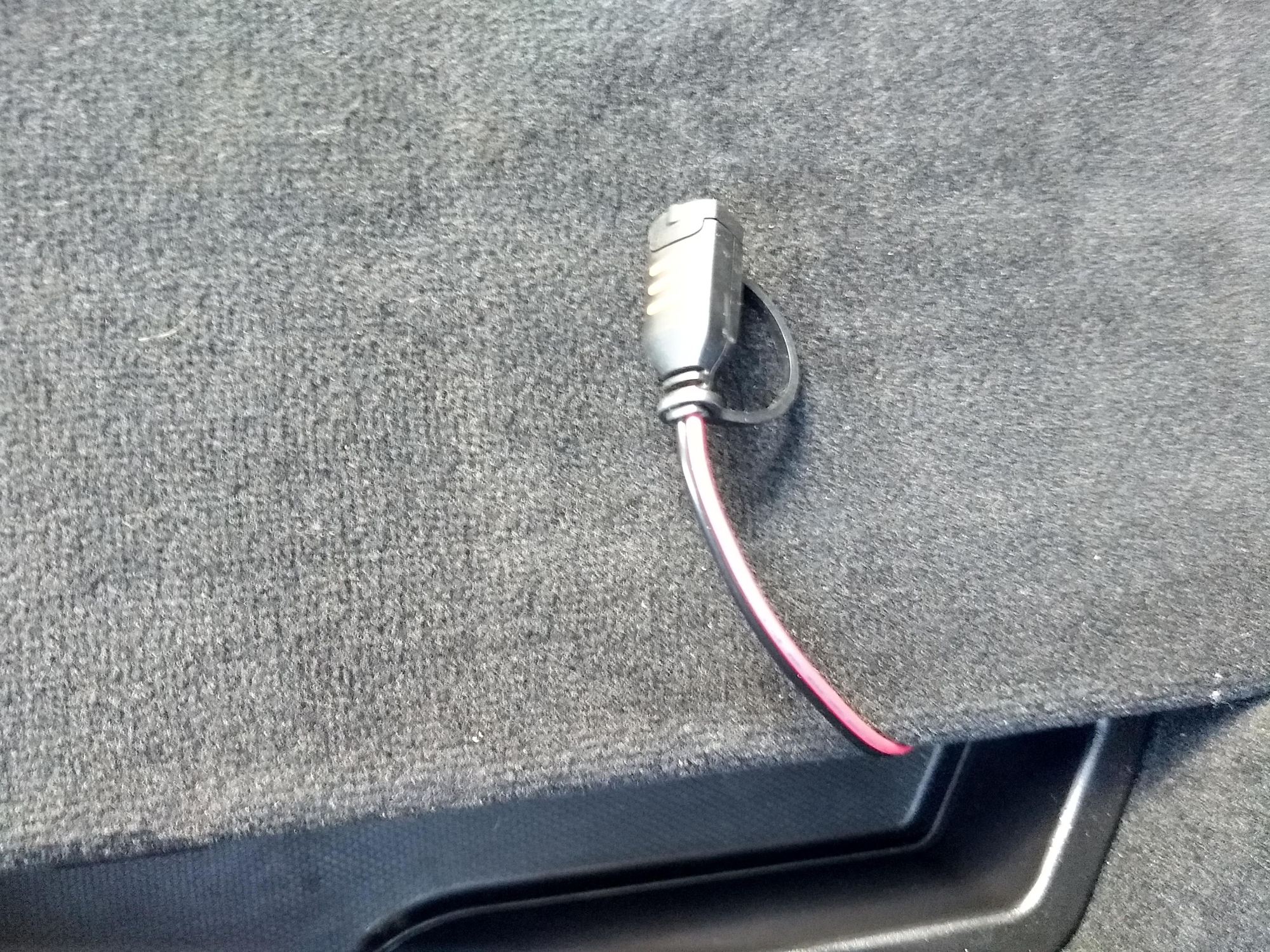 2013 GLK 350 Auxiliary Battery Service Forums