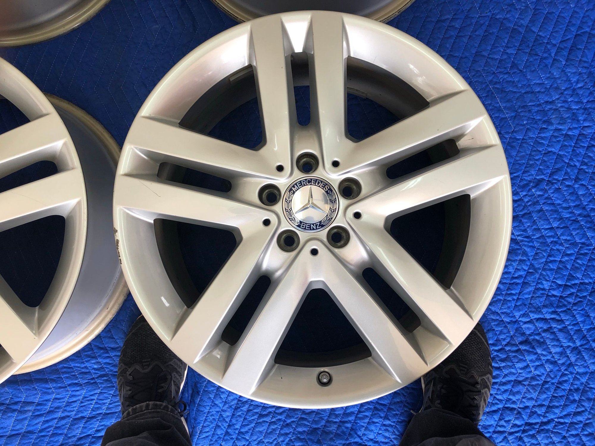 Wheels and Tires/Axles - Mercedes Alloy Wheels 19” x 8.5” - Used - 2016 Mercedes-Benz GL450 - Richfield, OH 44286, United States