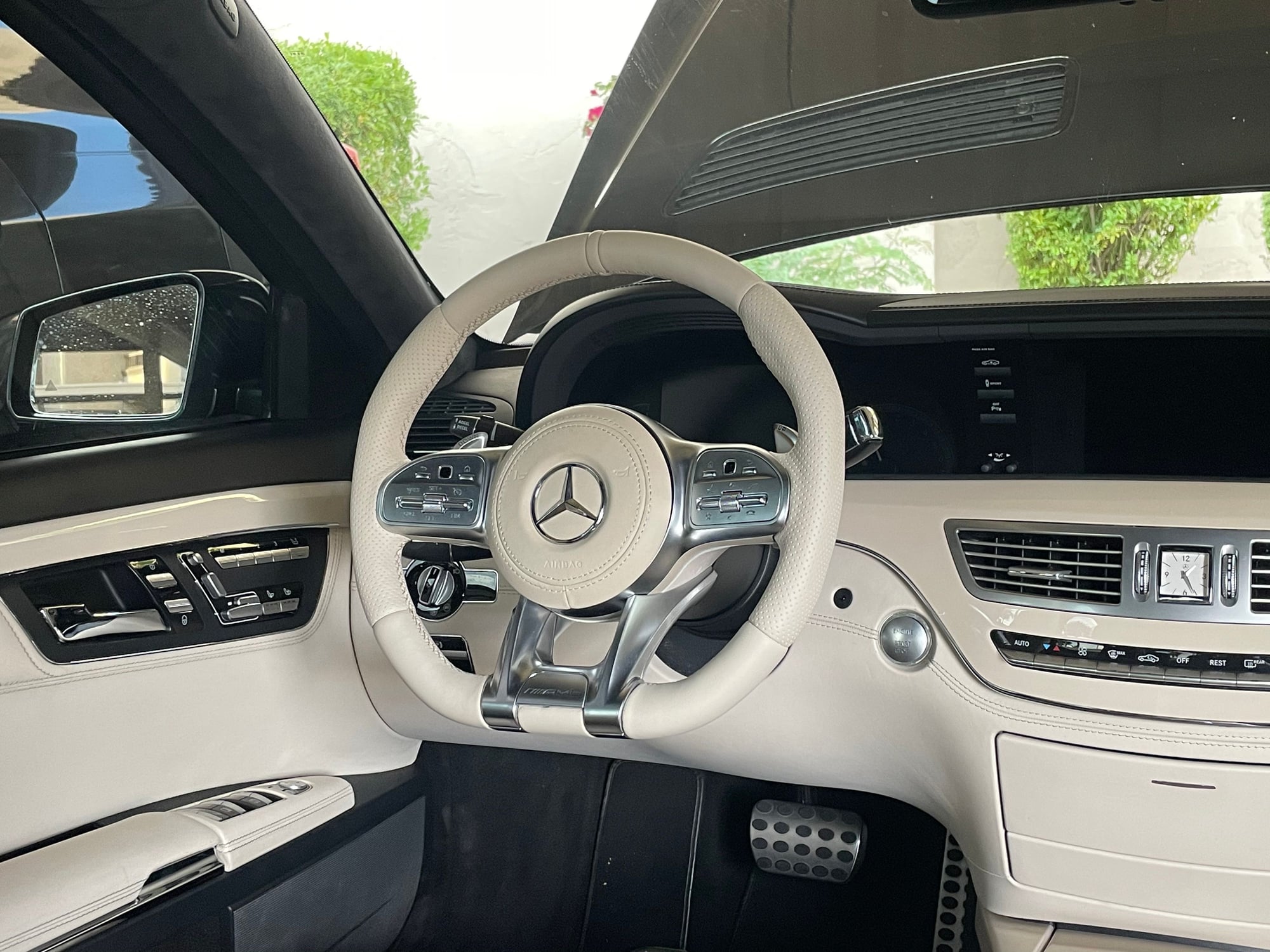 Inexpensive Upgrades to the 2015+ Mercedes W205 C-Class interior. 