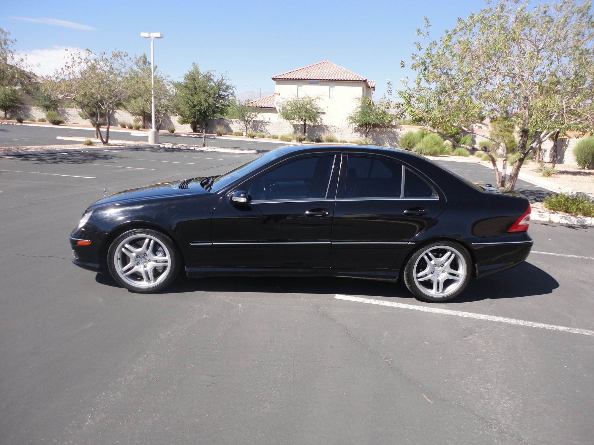 2005 Mercedes-Benz C55 AMG - 2005 C55 AMG - Used - VIN WDBRF76J25F608135 - 139,400 Miles - 8 cyl - 2WD - Automatic - Sedan - Black - North Las Vegas, NV 89031, United States