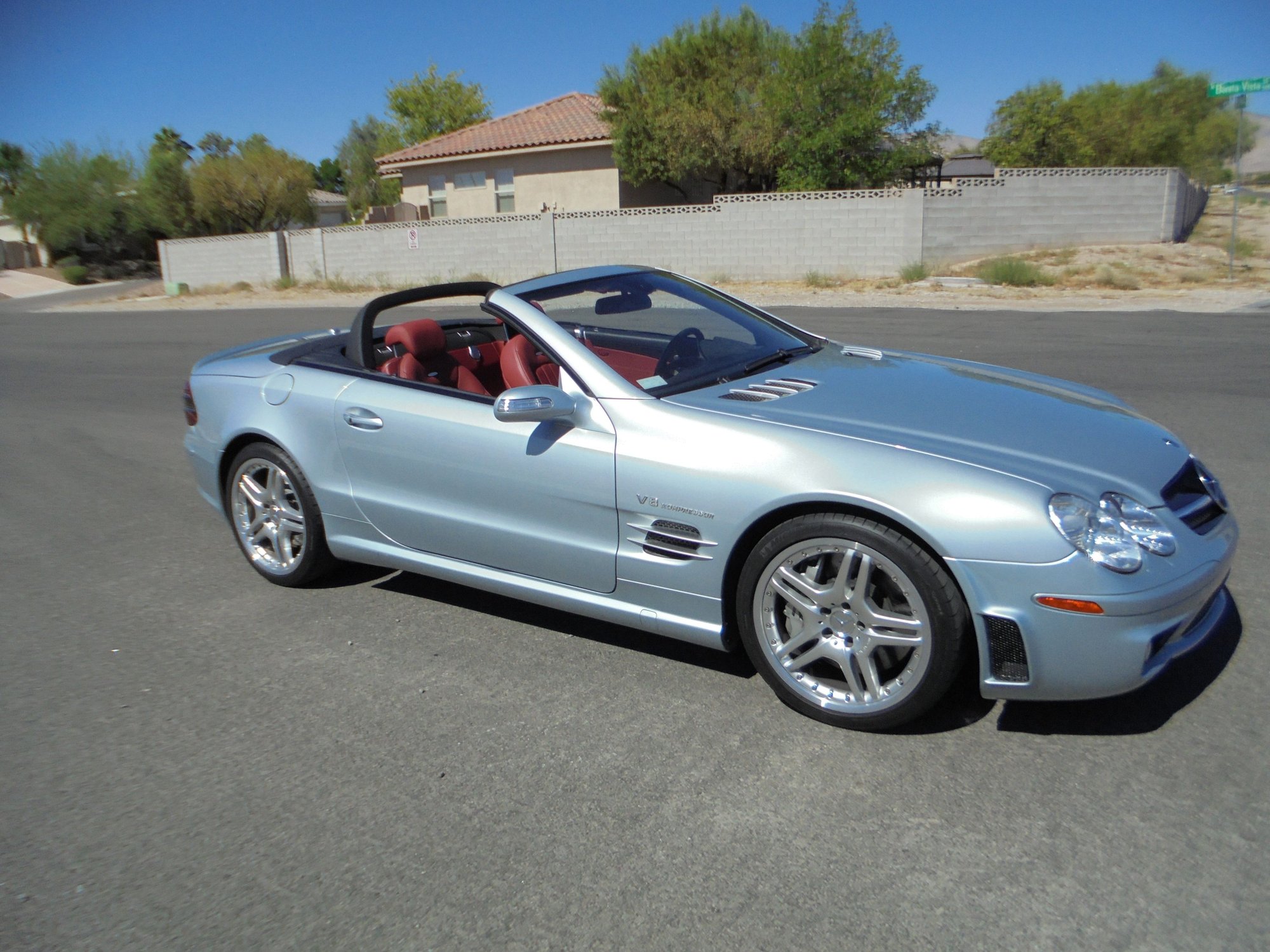 2006 Mercedes-Benz SL55 AMG - 2006 SL55 P030 31k Miles - New - VIN WDBSK74F46F115232 - 32,000 Miles - 8 cyl - 2WD - Convertible - Silver - Las Vegas, NV 89149, United States