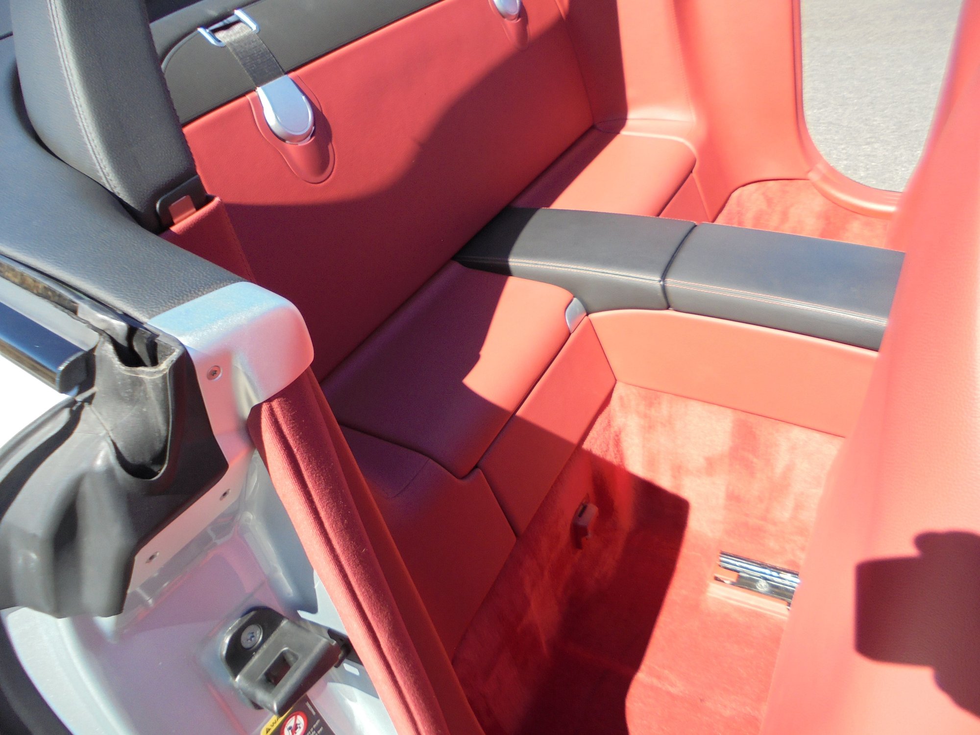 2006 Mercedes-Benz SL55 AMG - 2006 SL55 P030 31k Miles - New - VIN WDBSK74F46F115232 - 32,000 Miles - 8 cyl - 2WD - Convertible - Silver - Las Vegas, NV 89149, United States