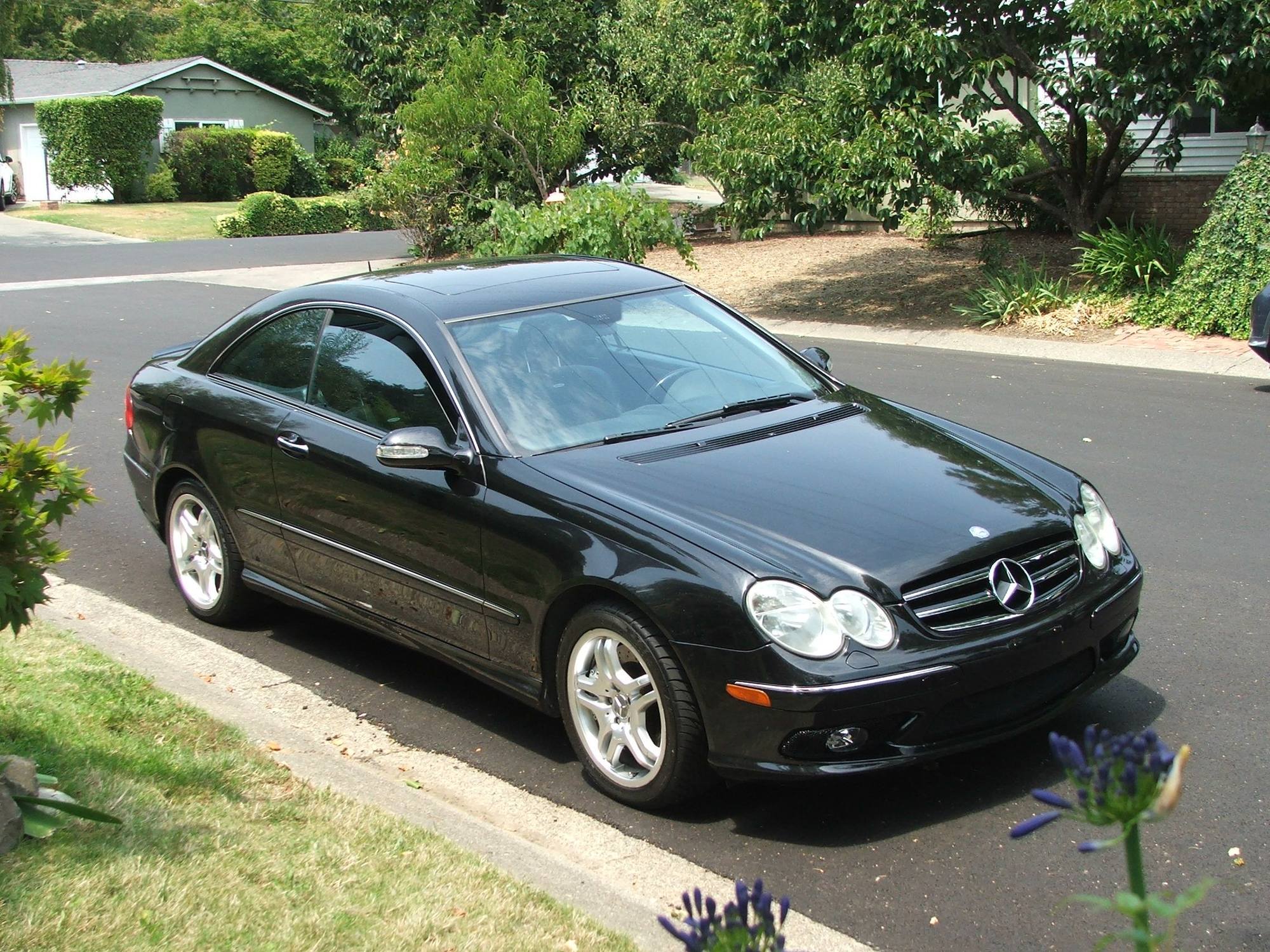 2004 Mercedes-Benz CLK55 AMG - CLEAN BLACK CLK55 AMG COUPE - Used - VIN WDBTJ76H64F077702 - 104,300 Miles - 8 cyl - 2WD - Automatic - Coupe - Black - Napa, CA 94558, United States