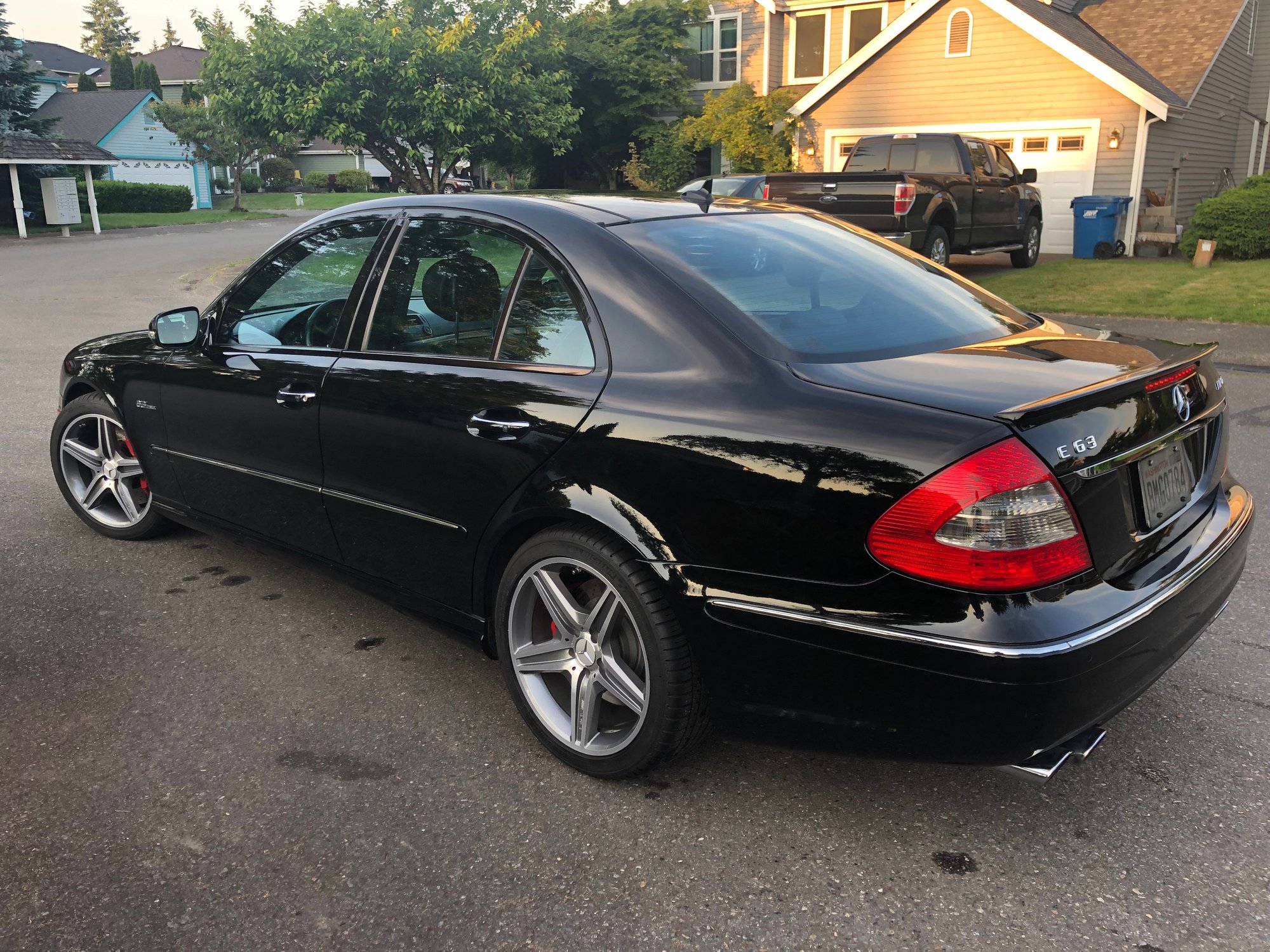 2009 Mercedes-Benz E63 AMG - Excellent 2009 W211 E63 For Sale - Used - VIN WDBUF77X89B375209 - 85,775 Miles - 8 cyl - 2WD - Automatic - Sedan - Black - Seattle Area, WA 98042, United States