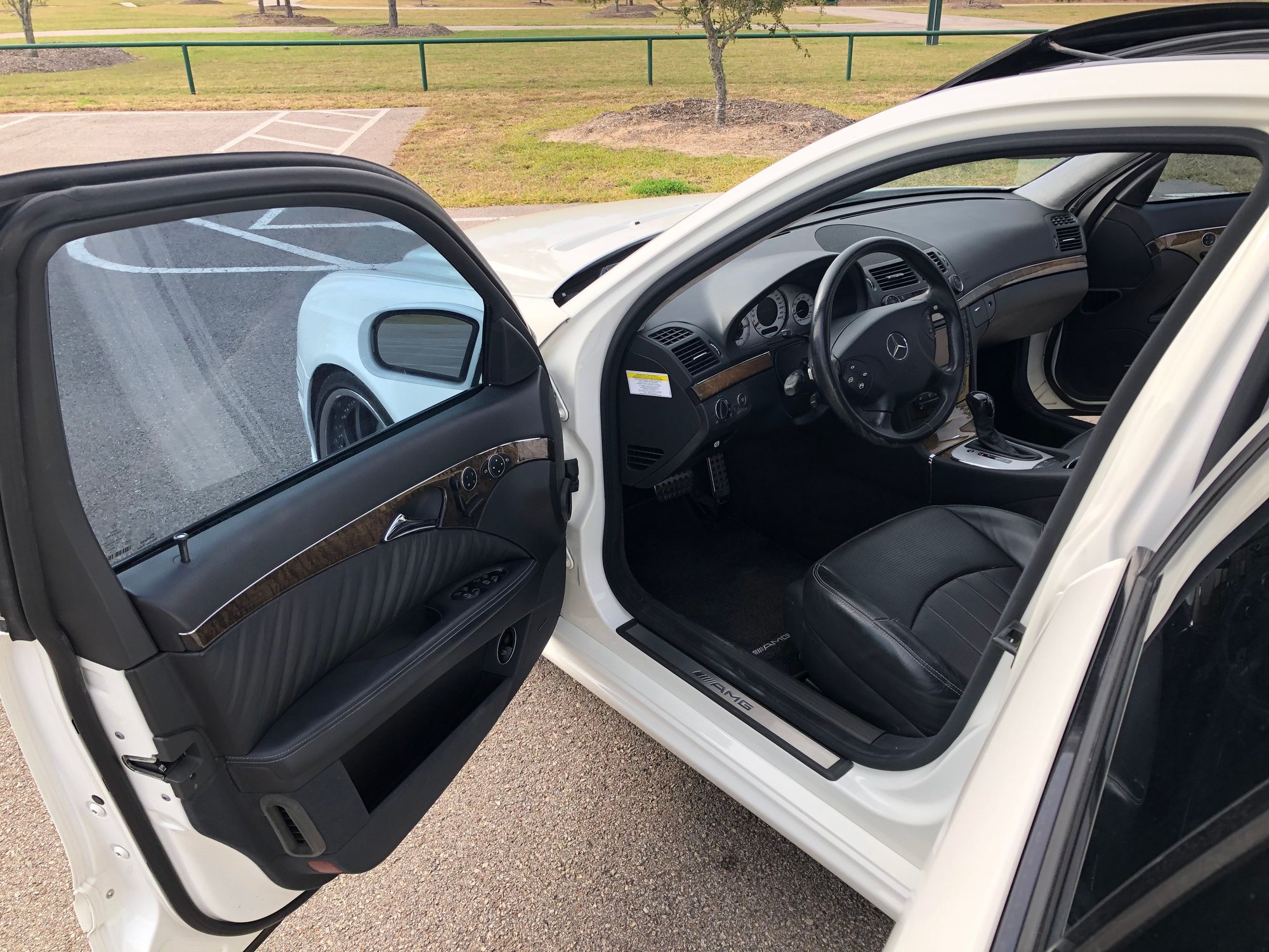 2006 Mercedes-Benz E55 AMG - 2006 Mercedes-Benz E55 - Used - VIN WDBUF76J76A881421 - 80,929 Miles - 8 cyl - 2WD - Automatic - Sedan - White - Cypress, TX 77433, United States
