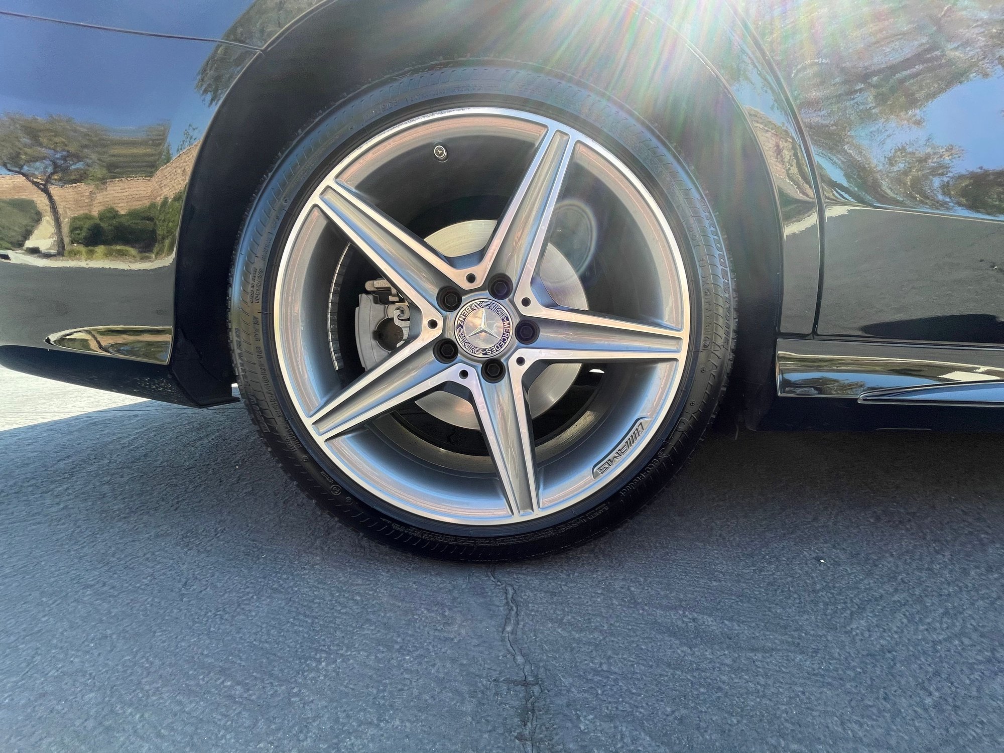 2015 Mercedes-Benz C400 - 2015 Mercedes Benz C400 - Used - VIN 55SWF6GB7FU020208 - 59,951 Miles - 6 cyl - Sedan - Black - Corona, CA 92883, United States