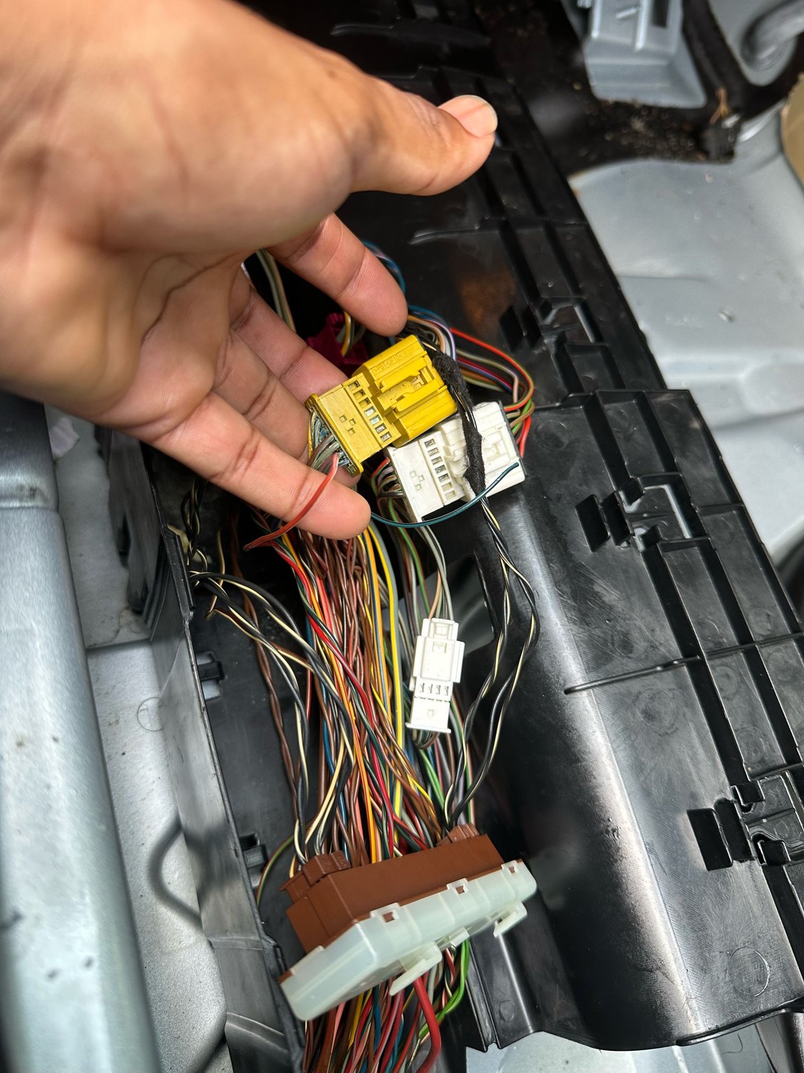 Driver side Can connectors