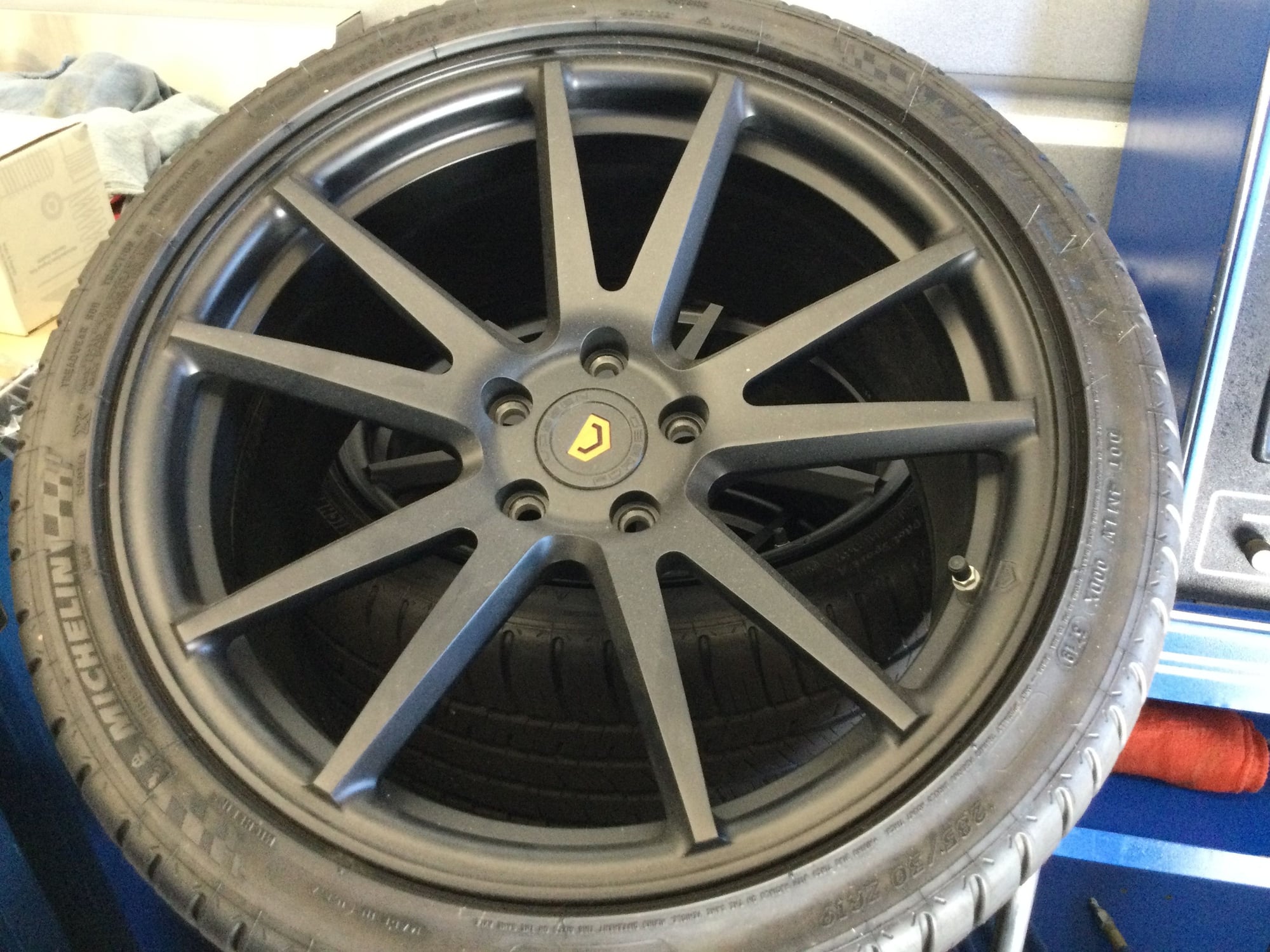 Wheels and Tires/Axles - Vossen Custom made rims with  tires As new no scratch no damage tires less than 1000 - Used - Monterey, CA 93940, United States