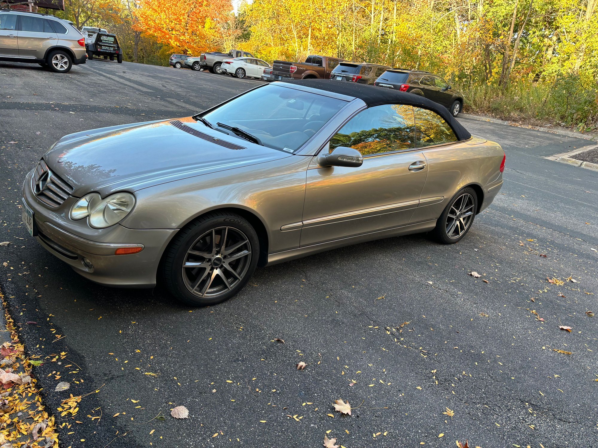 2005 Mercedes-Benz CLK320 - Classic 2005 CLK 320 convert for sale - Used - VIN 5lmcj3d99guj28270 - 116,000 Miles - 6 cyl - 2WD - Automatic - Convertible - Silver - Minneapolis, MN 55343, United States