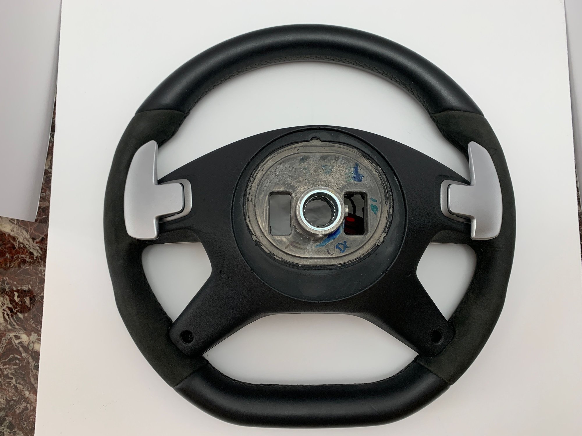 Interior/Upholstery - MERCEDES AMG W166 ML63 X166 GL63 W463 OEM FLAT BOTTOM STEERING WHEEL A1664601018 9G60 - Used - 2013 to 2018 Mercedes-Benz G550 - 2013 to 2016 Mercedes-Benz GL450 - 2012 to 2015 Mercedes-Benz ML350 - Bradenton, FL 34202, United States