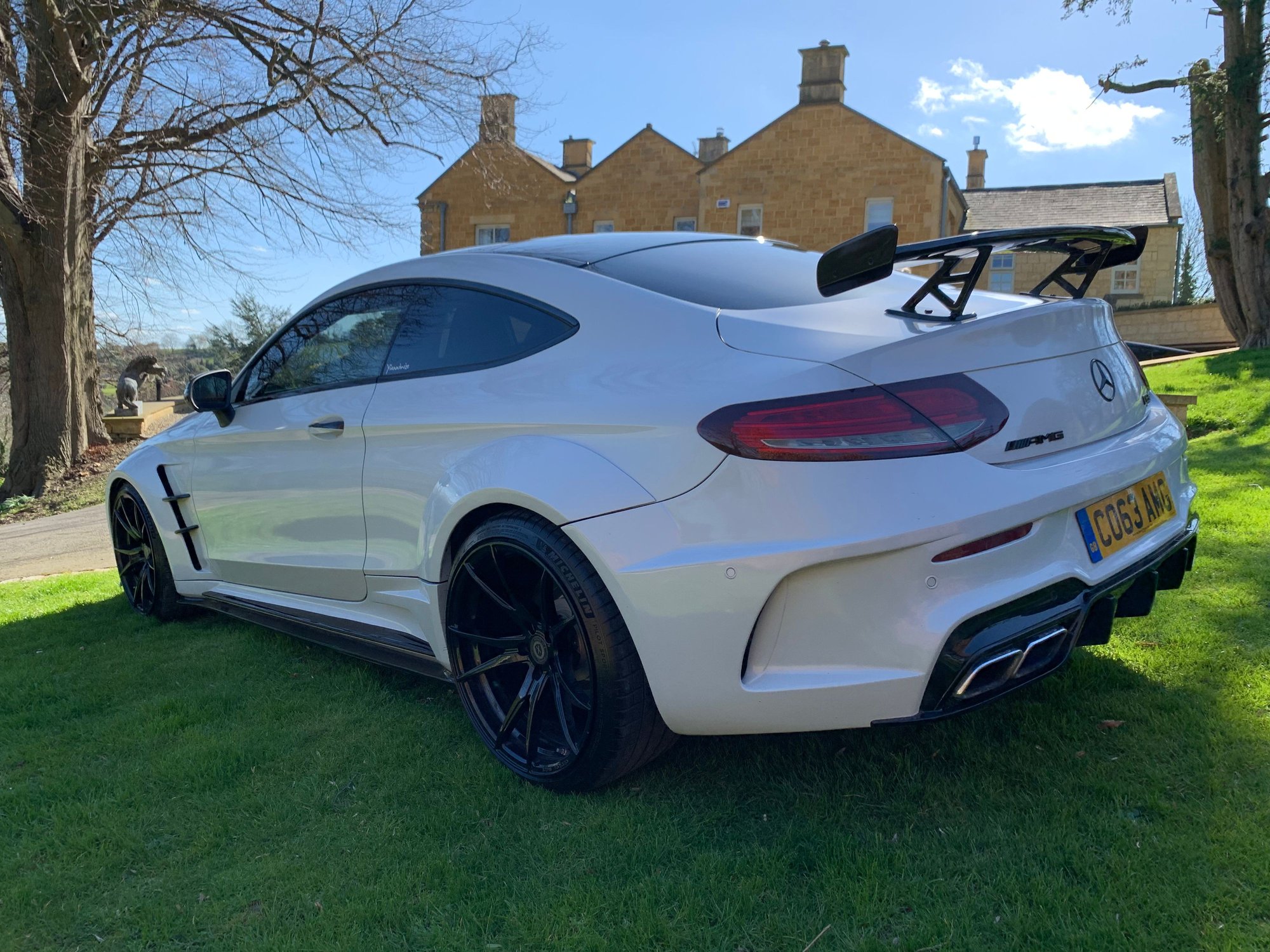 2016 Mercedes-Benz C63 AMG S - C63S AMG DMS Tuned Widebody Pearlescent Wrap DMS Tuned - Used - VIN WDD2053872F423076 - 20,000 Miles - 8 cyl - 2WD - Automatic - Coupe - White - Banbury OX15, United Kingdom