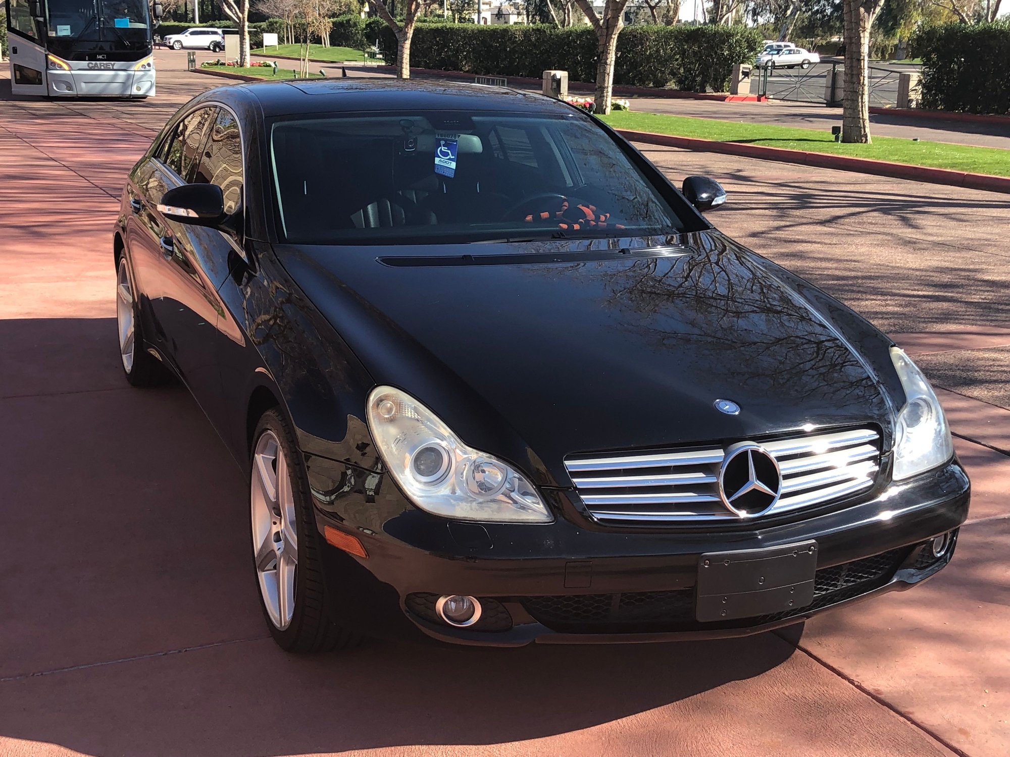 2007 Mercedes-Benz CLS550 - Outstanding Low Mileage CLS550 up for grabs  $16,000 - Used - VIN WDDDJ72X57A110554 - 47,800 Miles - 8 cyl - 2WD - Automatic - Sedan - Black - Phoenix, AZ 85018, United States