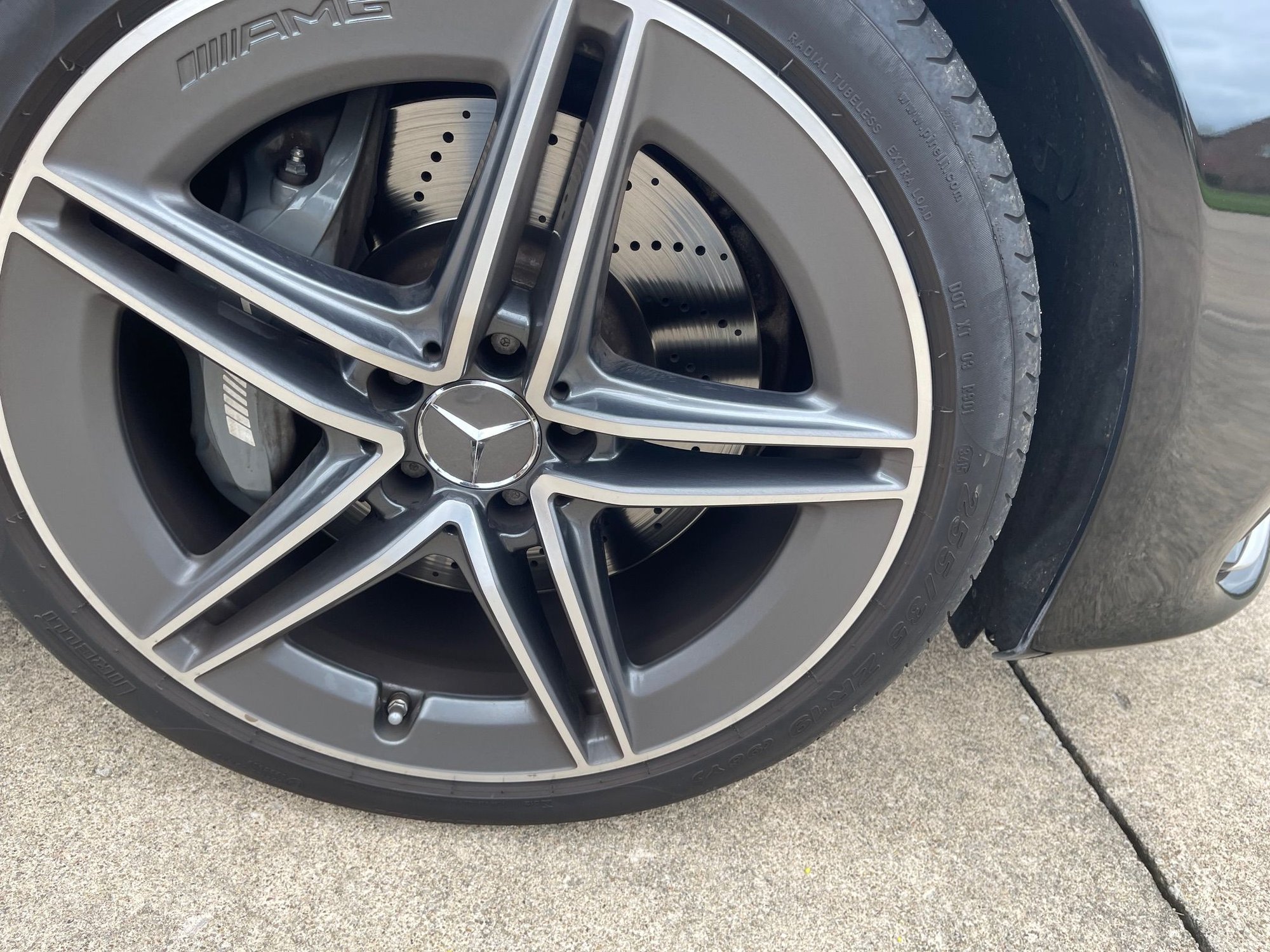 2017 Mercedes-Benz C63 AMG - 2017 Mercedes C63 AMG W205 - Used - VIN 55SWF8GB1HU221780 - 45,000 Miles - 8 cyl - 2WD - Automatic - Sedan - Black - Beach City, OH 44608, United States