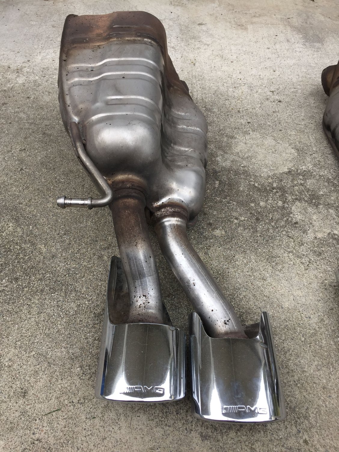 Engine - Exhaust - E55 AMG Mufflers w/ Tips - Used - 2003 to 2006 Mercedes-Benz E55 AMG - Walnut Creek, CA 94507, United States