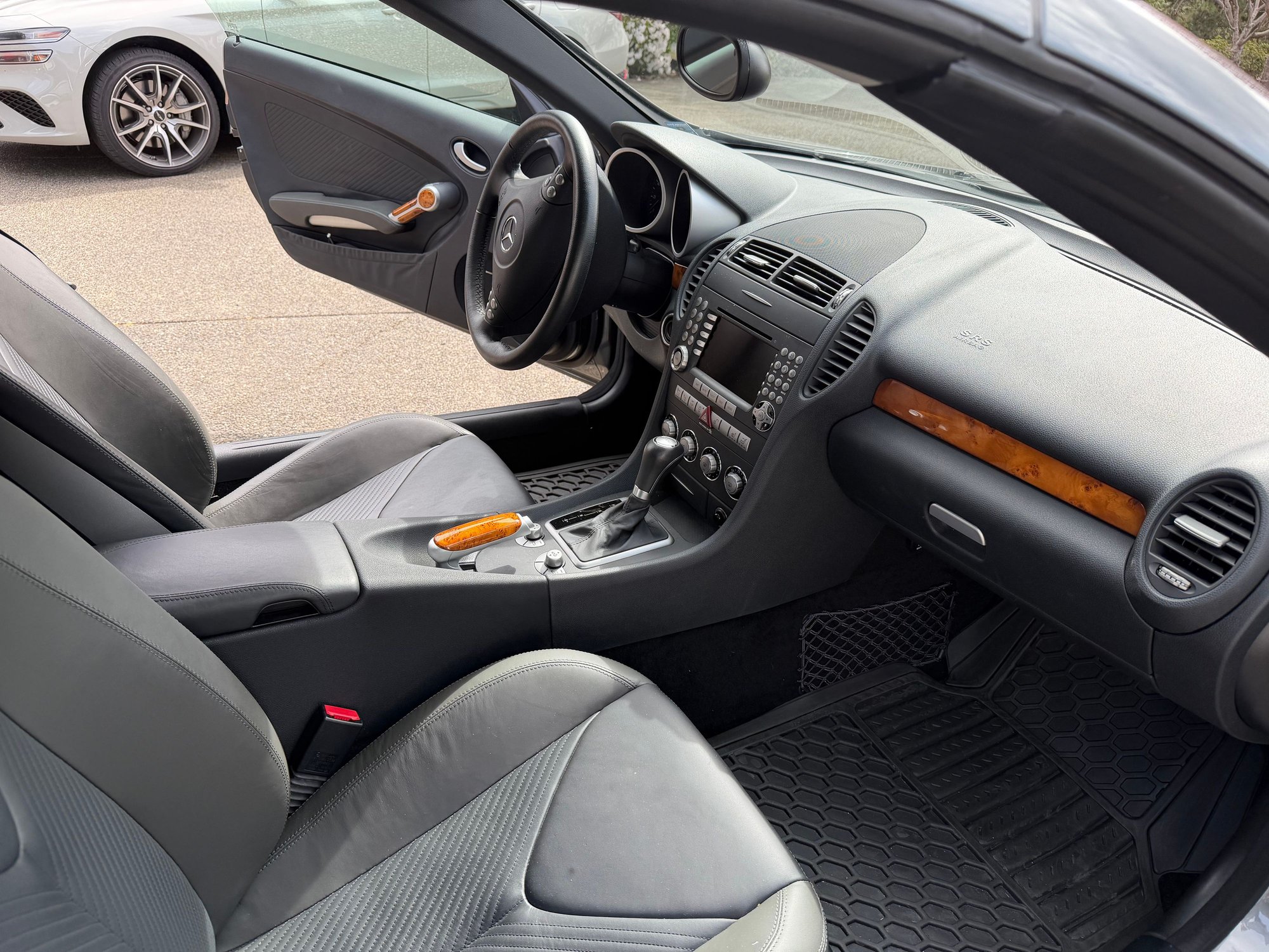 2006 Mercedes-Benz SLK350 - Pristine, Always Garaged, Collector Grade Mercedes SLK For Sale - Used - VIN Oregon Coast - 11,500 Miles - 6 cyl - 2WD - Automatic - Convertible - Other - Gearhart, OR 97138, United States