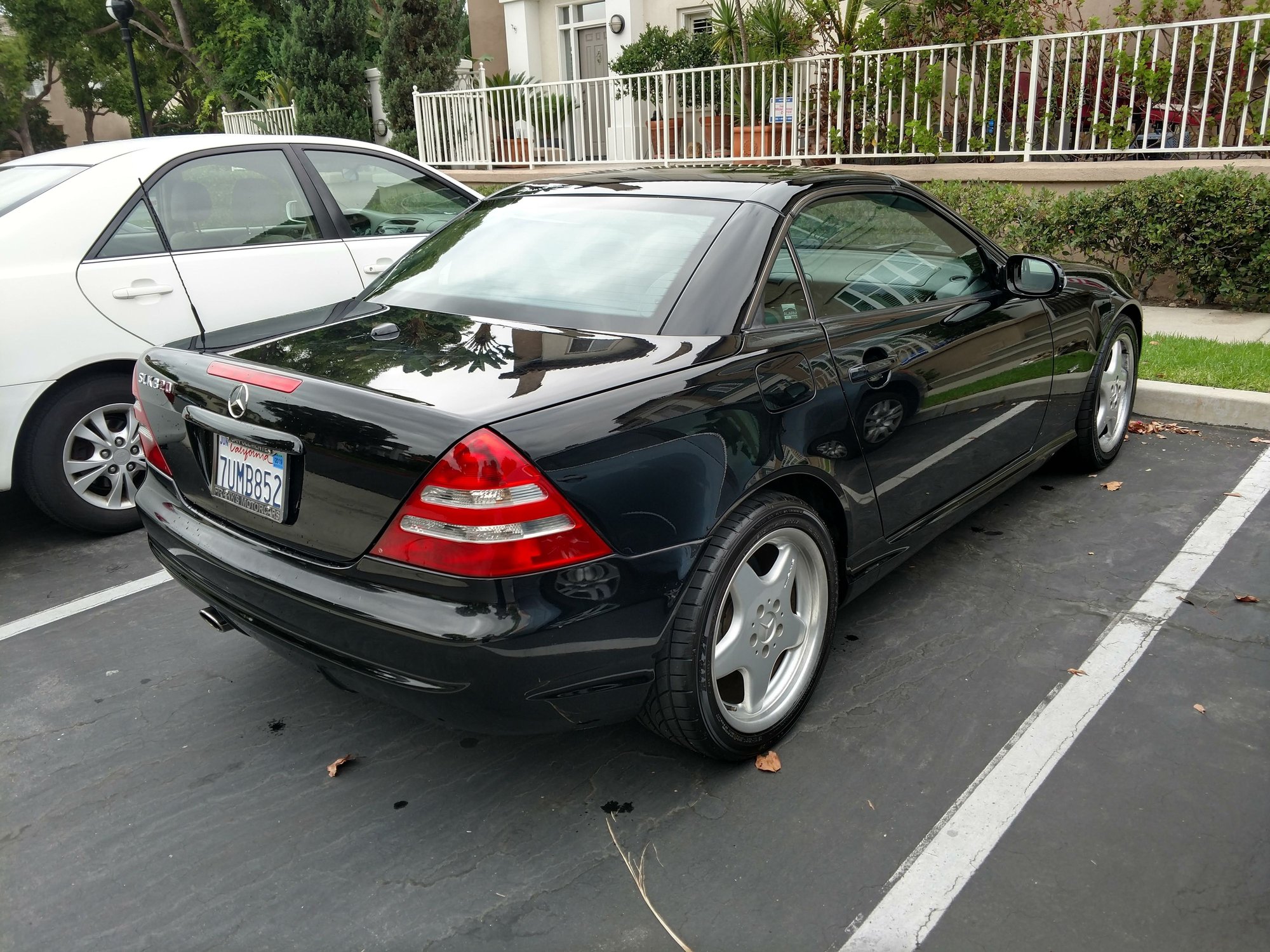 2001 Mercedes-Benz SLK320 - 2001 SLK 320 Sport - 6-Speed Manual, Great Condition!!! - Used - VIN WDBKK65F11F176801 - 80,000 Miles - 6 cyl - 2WD - Manual - Convertible - Black - Aliso Viejo, CA 92656, United States