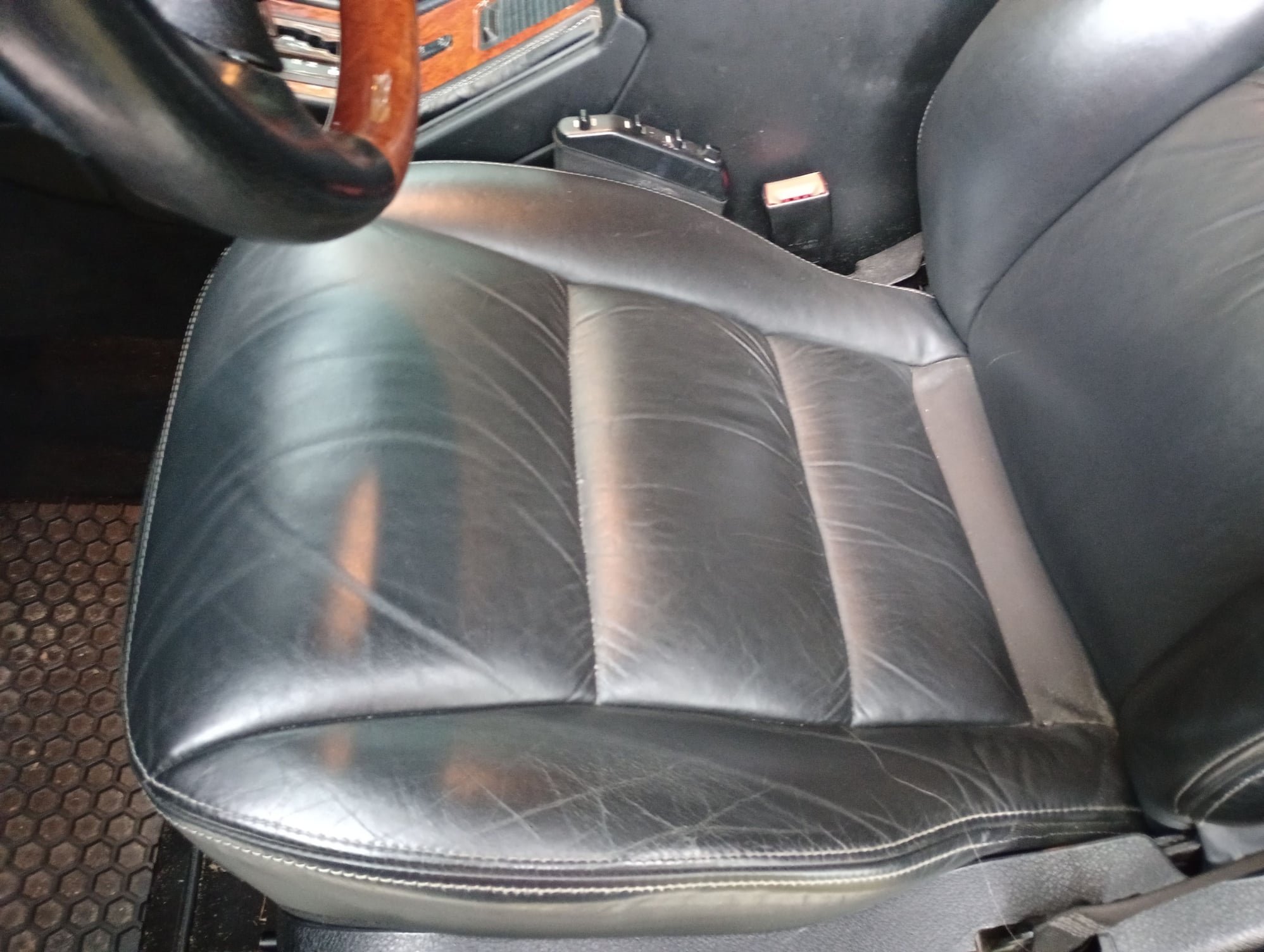 Interior/Upholstery - front seats from 2008 G55 - black designo in great condition - Used - All Years  All Models - Newport News, VA 23606, United States