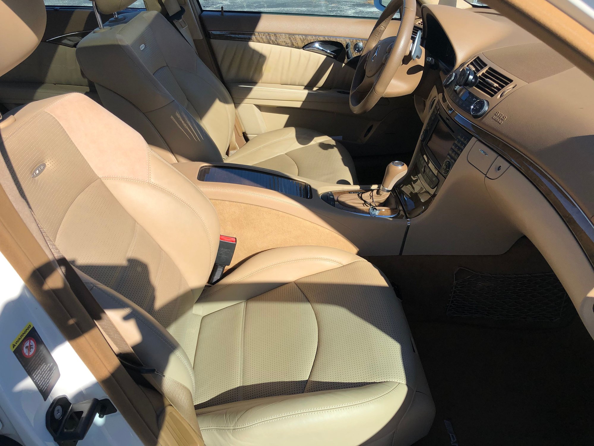 2009 Mercedes-Benz E63 AMG - Excellent Condition W211 E63 - Used - VIN WDBUF77X89B411514 - 122,000 Miles - 8 cyl - 2WD - Automatic - Sedan - White - Washington, DC 20001, United States