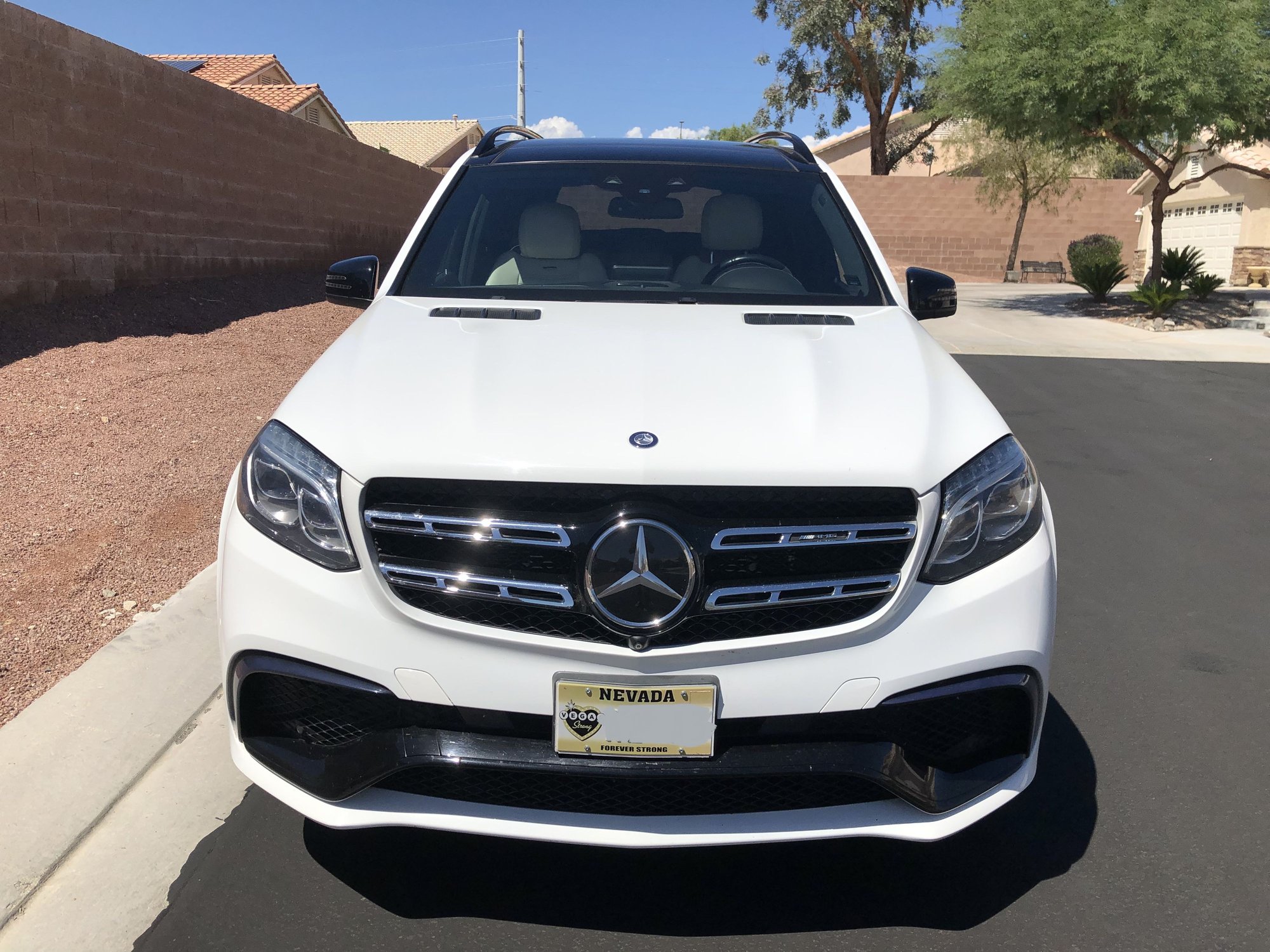 2017 Mercedes-Benz GLS63 AMG - 2017 GLS 63 AMG - 54k miles - 4 yr ext warranty - white on white - B&O sound system - Used - VIN 4JGDF7FE6HA772242 - 54,020 Miles - 8 cyl - AWD - SUV - White - North Las Vegas, NV 89031, United States