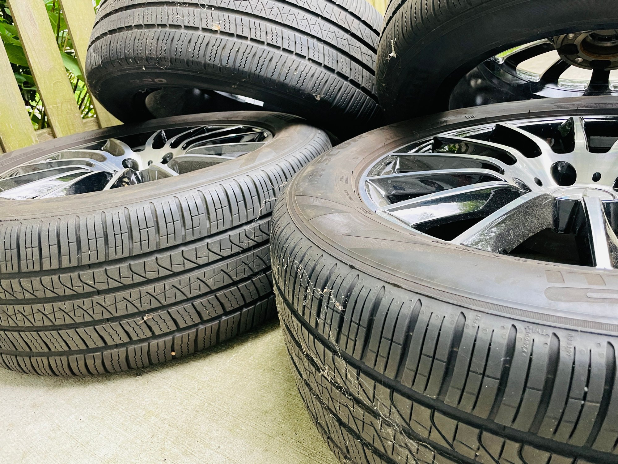 Wheels and Tires/Axles - Mercedes G550 20" Wheels and Tires - Used - All Years Mercedes-Benz G-Class - Vienna, VA 22180, United States