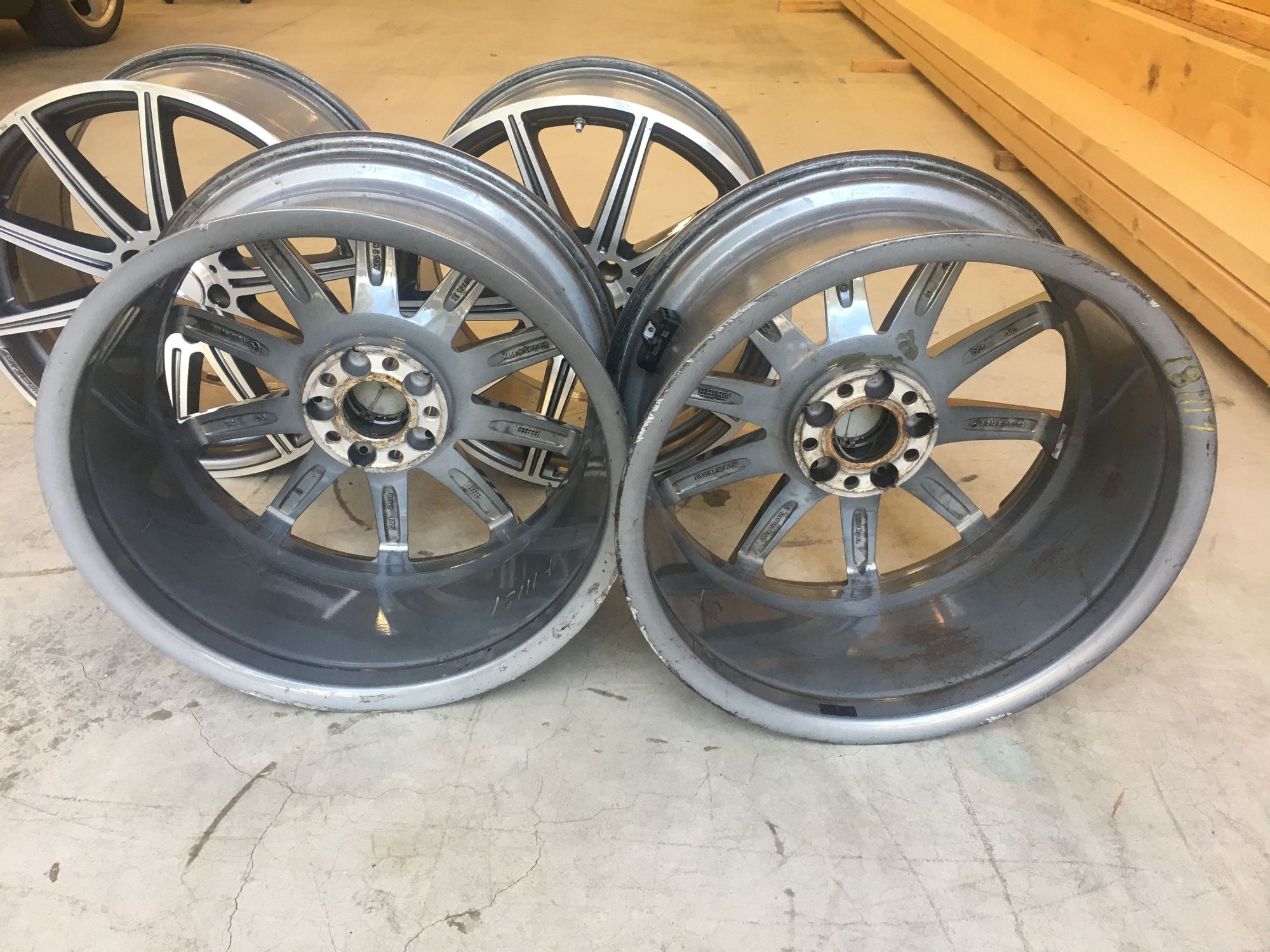 Wheels and Tires/Axles - Set 4 19" Multi Spoke 19x9 ET37 19x9.5 ET52 5x112 Mercedes E63 AMG W212 - Used - 2012 to 2016 Mercedes-Benz E63 AMG - Spokane, WA 99203, United States