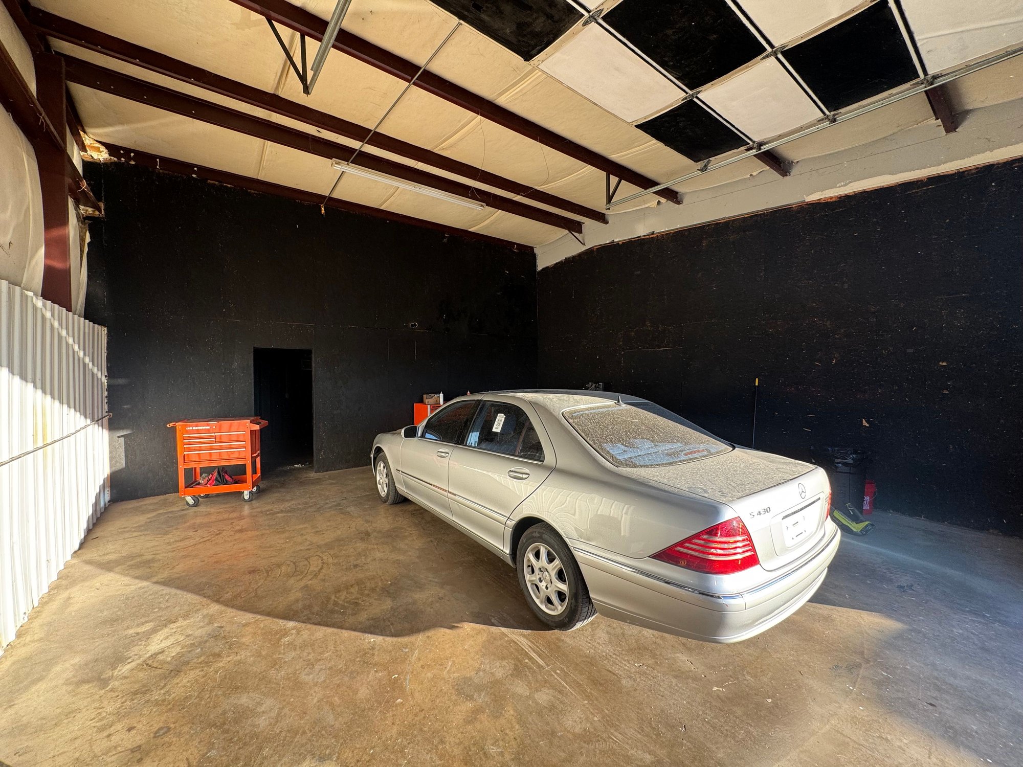 2000 Mercedes-Benz S430 - 2000 s430 whole or as parts - Used - VIN Wdbng70j9ya046059 - 173,000 Miles - 8 cyl - 2WD - Automatic - Sedan - Silver - Jonesboro, AR 72404, United States