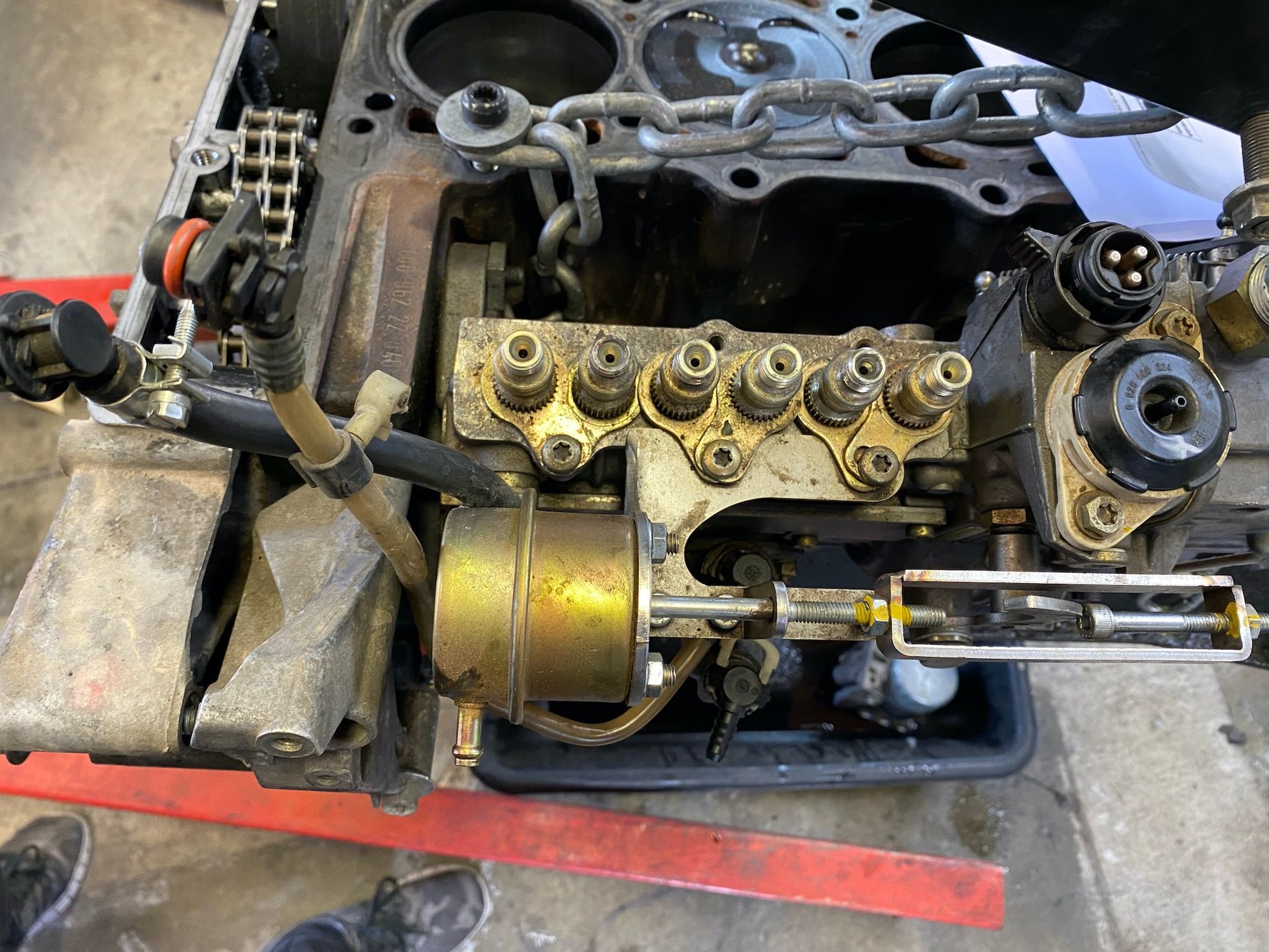 Engine - Intake/Fuel - Injection Pump For Sale - Used - All Years Mercedes-Benz All Models - Los Angeles, CA 91423, United States