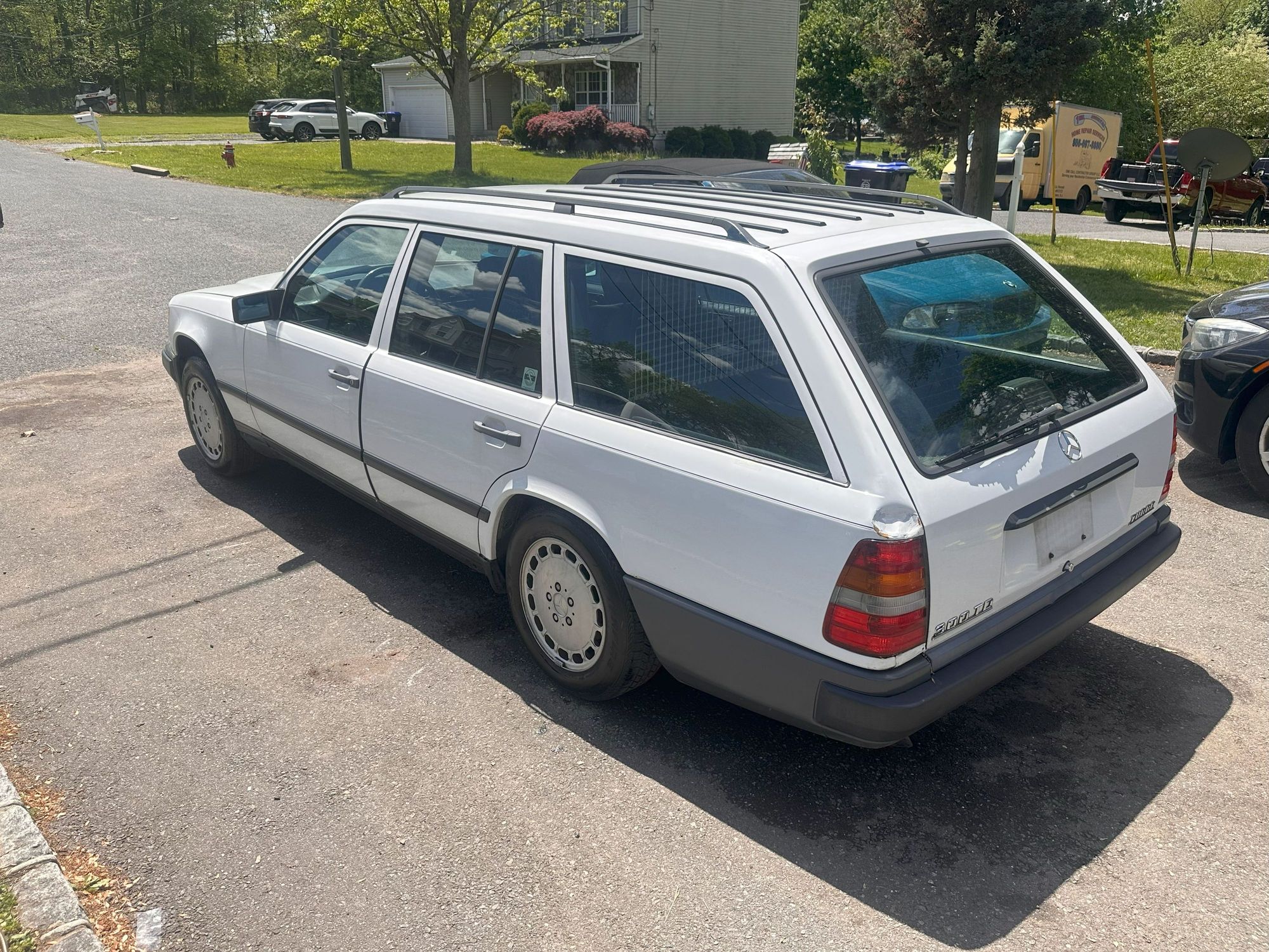 1987 Mercedes-Benz 300TD - 1987 W124 S124 300TDT OM603 - Used - VIN WDBEB93D4HF025493 - 363,000 Miles - 6 cyl - 2WD - Automatic - Wagon - White - East Brunswick, NJ 08816, United States