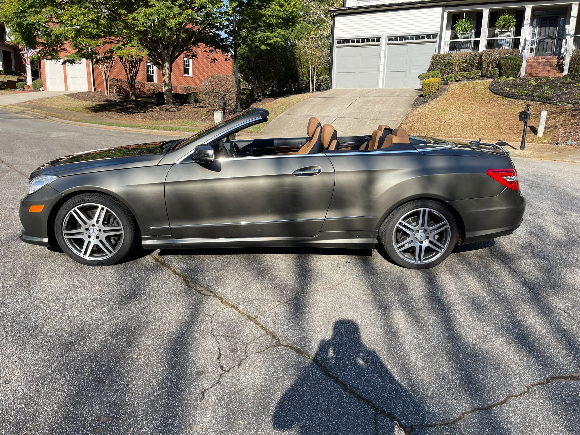 2011 Mercedes-Benz E550 - 2011 E550 (A207) Convertible Launch Edition - Used - VIN WDDKK7CF7BF045325 - 63,500 Miles - 8 cyl - 2WD - Automatic - Convertible - Gray - Roswell, GA 30075, United States