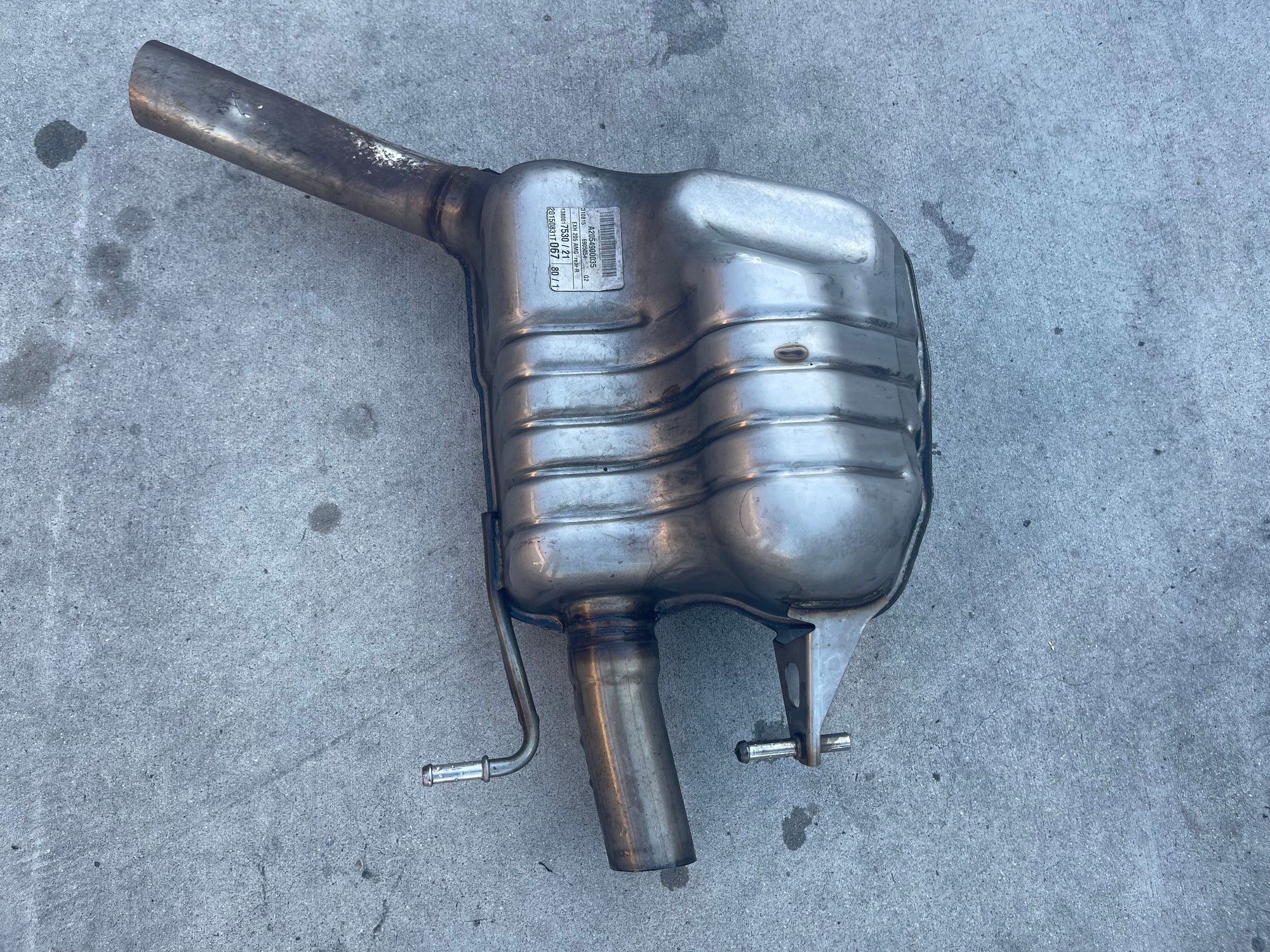 Engine - Exhaust - W205 C63 AMG Rear Mufflers OEM - Used - 2015 to 2021 Mercedes-Benz C63 AMG - 2015 to 2021 Mercedes-Benz C63 AMG S - 2015 to 2021 Mercedes-Benz C-Class - San Diego, CA 92115, United States