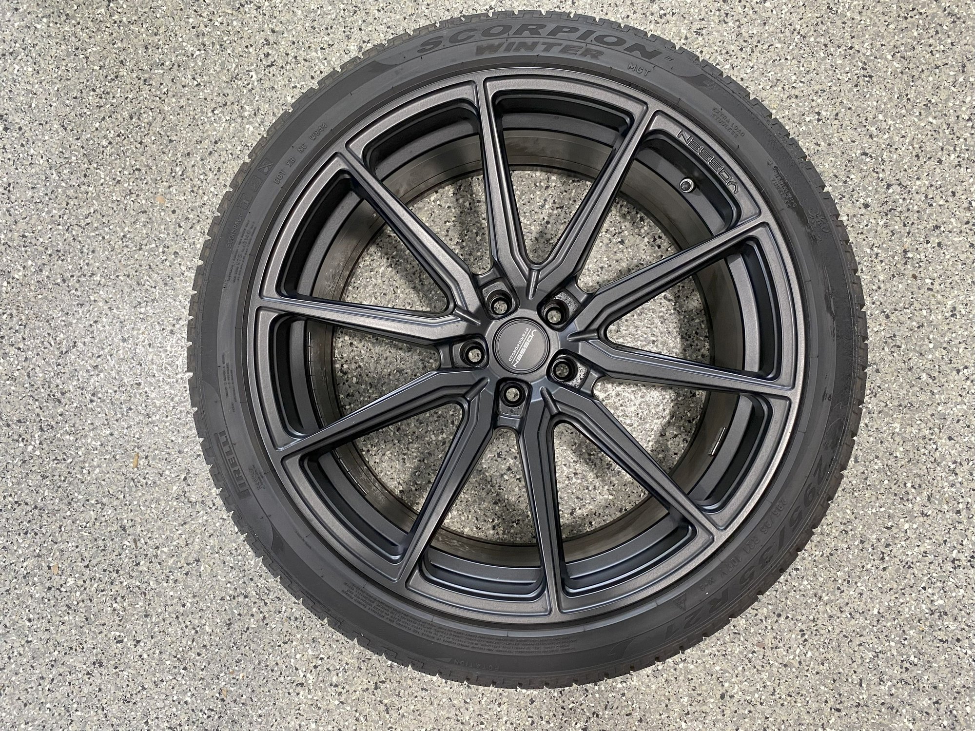 Wheels and Tires/Axles - Vossen HF3 Black Wheels fit for 2019-2022 AMG Vehicles w/ Free Tires - Used - 2019 to 2022 Mercedes-Benz GLC63 AMG S - 2019 to 2022 Mercedes-Benz G-Class - 2019 to 2022 Mercedes-Benz GLC63 AMG - 2019 to 2022 Mercedes-Benz GLC43 AMG - Palm Harbor, FL 34683, United States