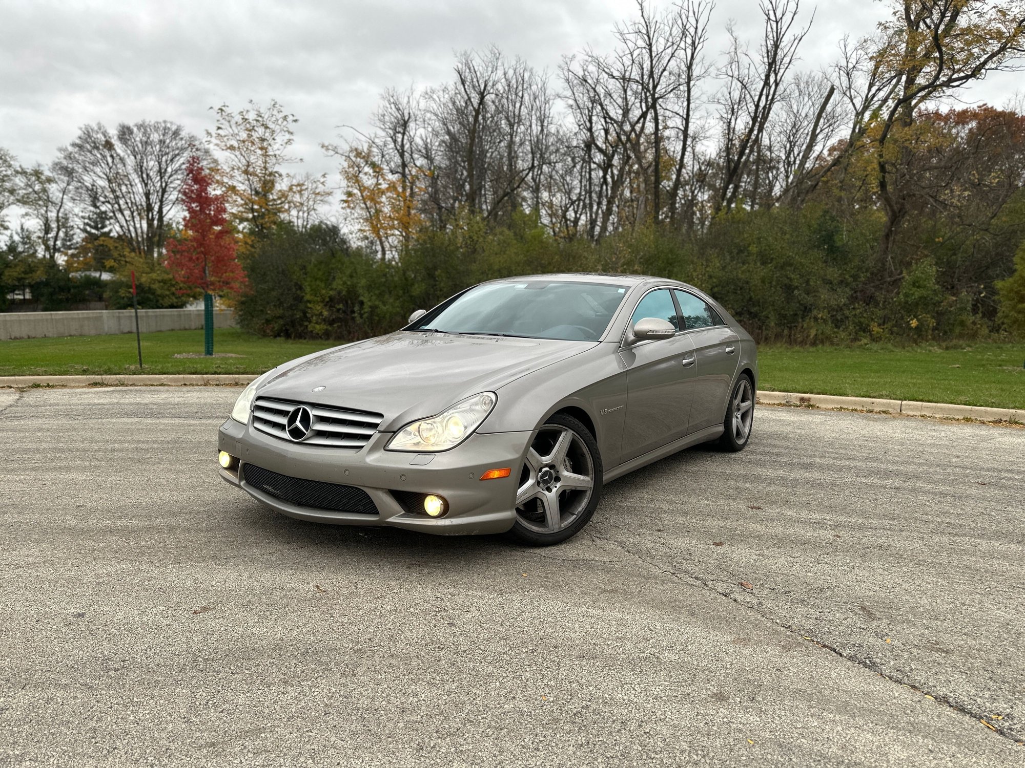 2006 Mercedes-Benz CLS55 AMG - 2006 Mercedes CLS55 AMG - Used - VIN WDDDJ76X06A026277 - 8 cyl - 2WD - Automatic - Sedan - Silver - Mount Prospect, IL 60056, United States