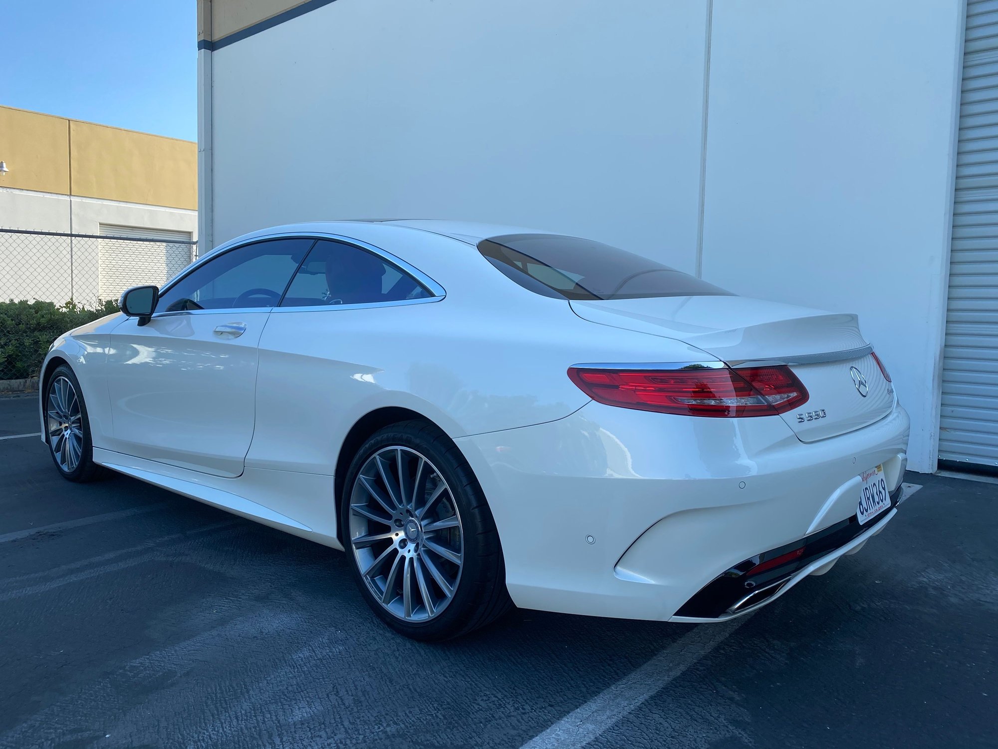 2015 Mercedes-Benz S550 - 2015 Mercedes-Benz S550 Coupe White/Brown 19k miles 1 owner - Used - VIN WDDXJ8FB1FA006627 - 19,402 Miles - 8 cyl - AWD - Automatic - Coupe - White - Los Angeles, CA 91789, United States