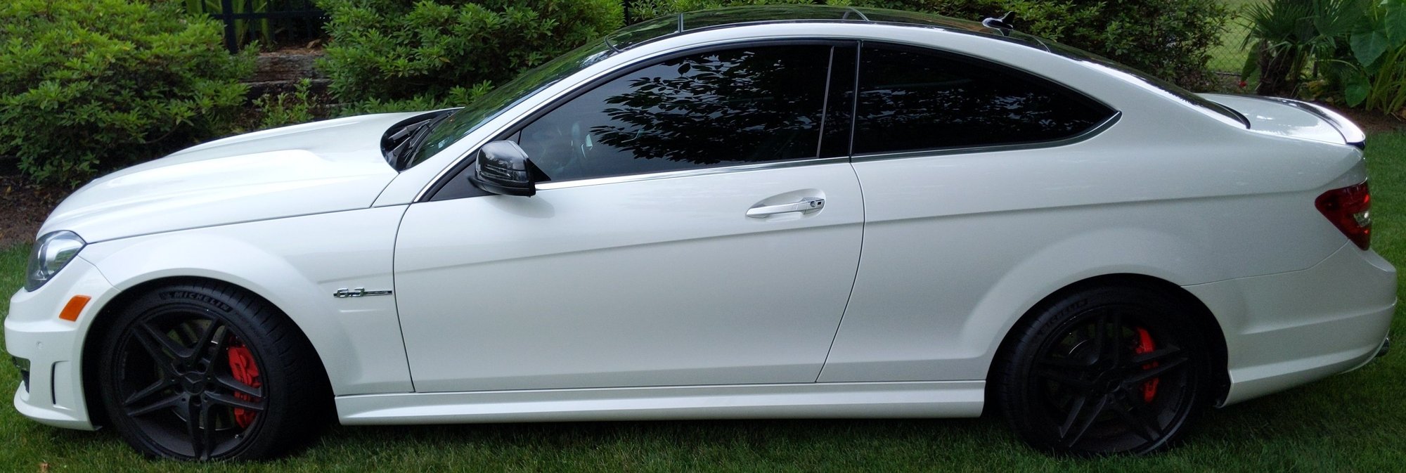 2012 Mercedes-Benz C63 AMG - 2012 c63 coupe - Used - VIN WDDGJ7HB0CF865066 - 33,000 Miles - 8 cyl - 2WD - Automatic - Coupe - White - Virginia Beach, VA 23464, United States