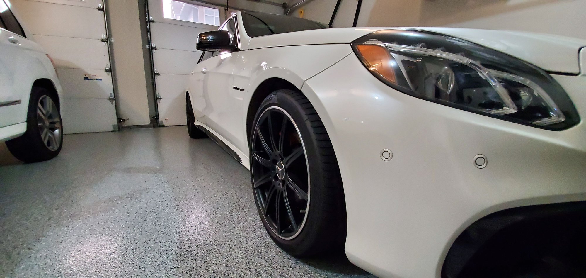 2016 Mercedes-Benz E63 AMG S - *Canadian car* 2016 e63s - Used - VIN WDDHF7GB3GB181620 - 39,000 Miles - 8 cyl - AWD - Automatic - Sedan - White - Kelowna, BC V4V 2P, Canada