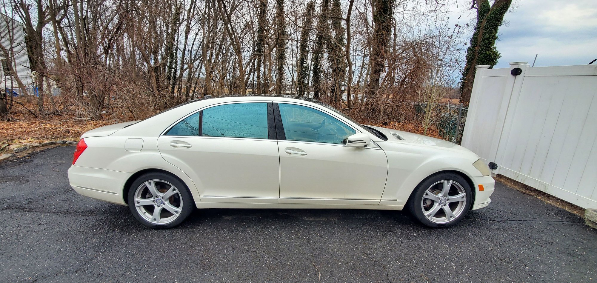 2013 Mercedes-Benz S550 - 2013 Mercedes S550 4 matic - Used - VIN WDDNG9EB5DA504307 - 159,250 Miles - 8 cyl - AWD - Automatic - Sedan - White - Red Bank, NJ 07701, United States