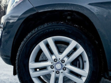 Twin 5 spoke 19" factory Mercedes Wheels.
