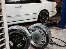 19" AMG IV's on a W210 E55 AMG, fitted with a R14/M12 x 1.5mm thread x 26mm shank x 17mm hex lug bolt.