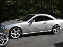 just swapped the factory 19&quot; cl65 wheels for the factory 20&quot; cl65 wheels....

Look great no issues....