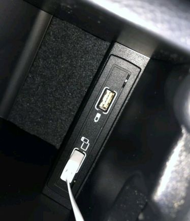 Also I think you need the usb with those symbols in your car already. 