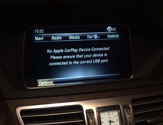 Nothing happen except this message when plug Iphone into usb port 2