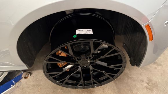 20x10.5 ET25 (15mm spacer on ET40 Wherl)