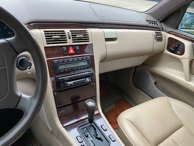 1997 Mercedes-Benz E300 - 1997 Mercedes E300 diesel, great condition, well maintained, west coast car - Used - VIN WDBJF20F4VJ026622 - 195,157 Miles - 6 cyl - 2WD - Automatic - Sedan - Gray - American Canyon, CA 94589, United States