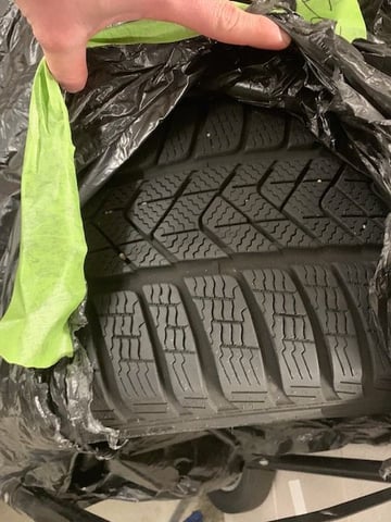 Wheels and Tires/Axles - Pirelli Winter Tires set of 4 245/40/20 used for last winter season only - Used - Queens, NY 11368, United States