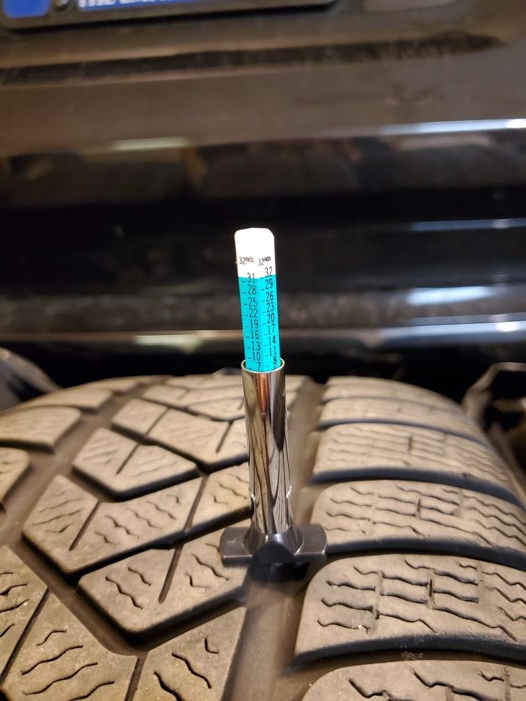 Wheels and Tires/Axles - Pirelli 18" SottoZero 3 Winter Tires - 245/50R18 - Used - All Years Any Make All Models - Huntington, NY 11743, United States