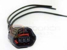 Miata 2001 cam sensor plug - pins labeled 1-3