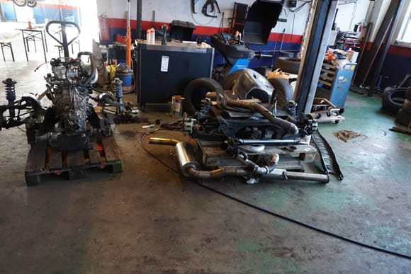 The front subframe was pulled as a complete unit with the engine and the transmission.