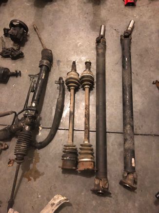 DRIVESHAFTS AND AXLES