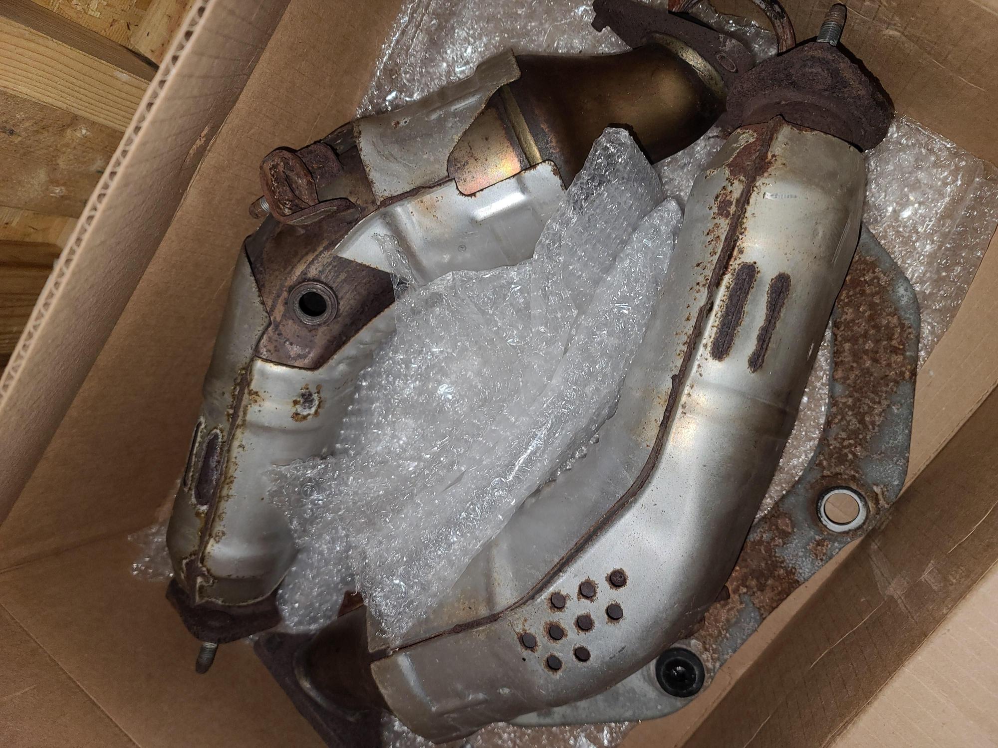For Sale G37 Sedan OEM Catalytic Converters w/ 39k miles MyG37