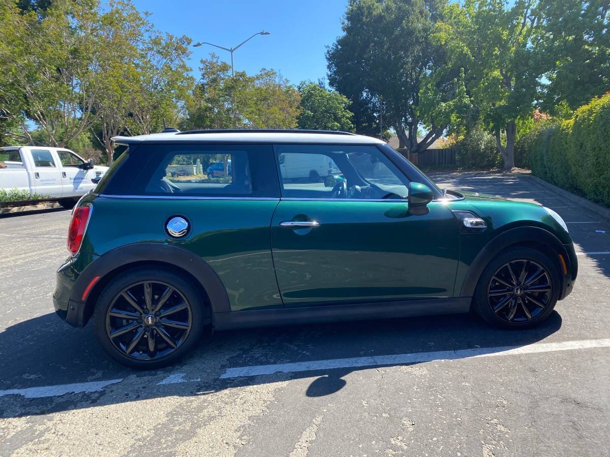 2015 Mini F56: Mini Hatch/Hardtop - 2015 Mini Cooper S British Racing Green - Sport Package - Used - VIN WMWXP7C52F2A38501 - 56,500 Miles - 4 cyl - 2WD - Automatic - Hatchback - Other - Palo Alto, CA 94303, United States